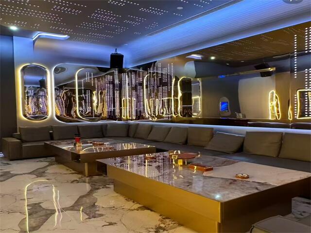 重庆顶级夜总会与KTV急聘精英公关，高薪职位虚位以待