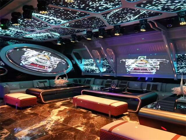 南京ktv场所诚聘兼职服务员与酒水促销员，起薪10，日结薪资