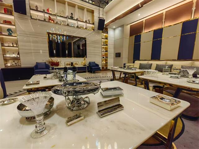 扬州模特招募 | 商务KTV精英汇聚，共铸辉煌事业舞台