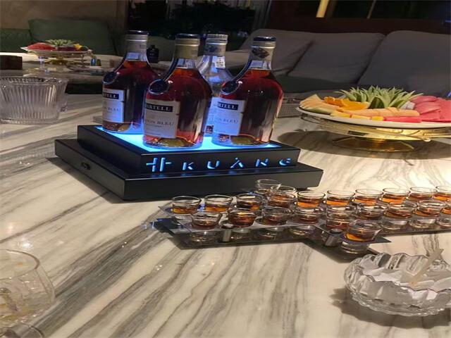 厦门顶级夜总会诚聘精英，夜场KTV职位开放，模特岗位求职并提供住宿