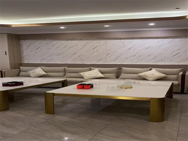 鹰潭顶级夜总会诚聘精英，礼仪模特火热招募中，温暖团队期待您的加入