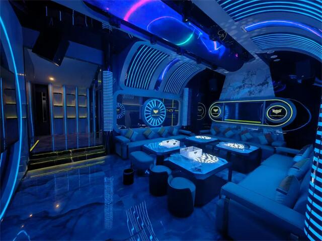 南昌ESMI高端夜店联合六家本地团队，诚聘礼仪接待精英