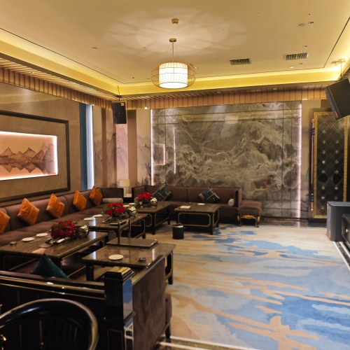 郑州金莎公馆夜总会诚聘精英_提供住宿与路费，开启精彩ktv新篇章