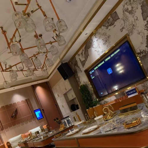 重庆酒吧诚聘高薪职位,提供住宿,岗位多样任您挑选