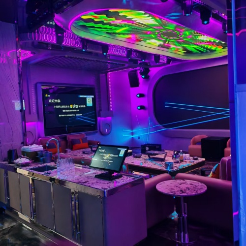 昆明夜场KTV招聘,梦想女孩，让青春在春城舞台上闪耀