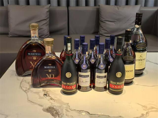 天津ktv岗位热招-探索KTV与夜总会兼职机会