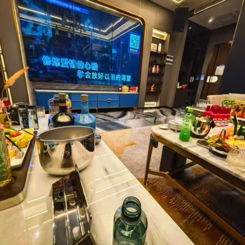 武汉模特兼职高薪日结，领队全程指导助新人快速成长