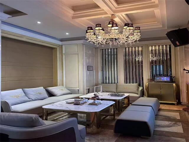 重庆热门KTV急需招聘模特,优质客户群体,提供高薪待遇