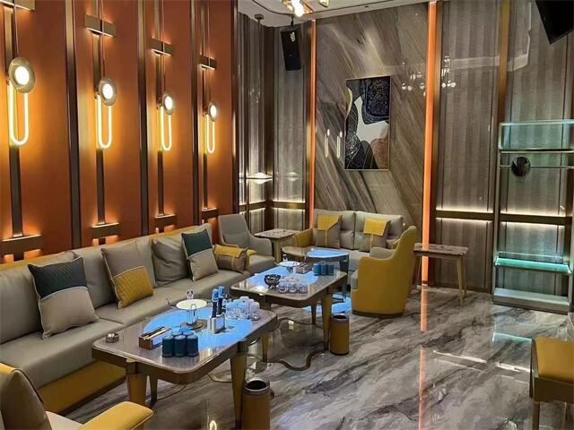 温州顶级KTV诚聘精英-商务夜场服务员招聘指南