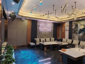 苏州君临国际KTV诚聘促销员-无经验学历要求